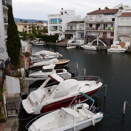 Apartamento Con Bonitas Vistas Al Canal Ref 337 Empuriabrava Buitenkant foto